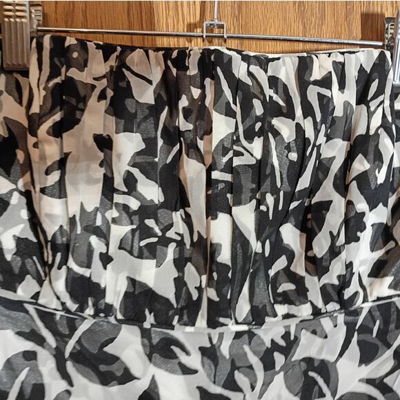 WHBM Strapless Silk Cocktail Dress Sz 12 Black White Floral Party Formal - Picture 3 of 9